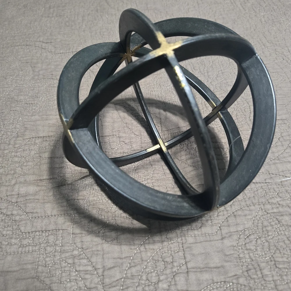 Metal gail decor ball in bronze gold and black orb colors, 6.75